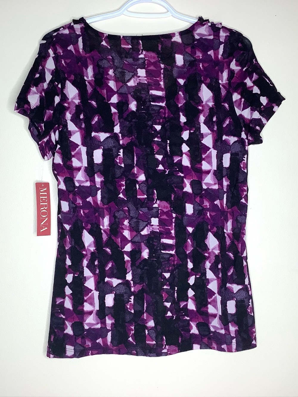 < NWT Merona Abstract Pattern Blouse With Ruffled Neckline > - Picture 9 of 9